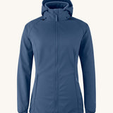 Mamalila soft shell baby wearing allrounder fitted jacket in navy available at Babipur. This jacket features a hood, full length zip and side pockets.