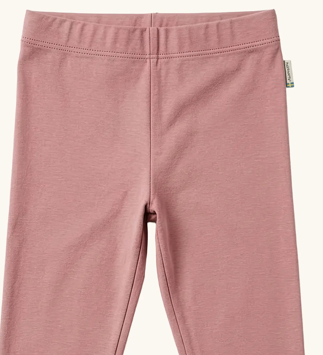 Maxomorra kids leggings in pink, made from GOTS organic cotton.