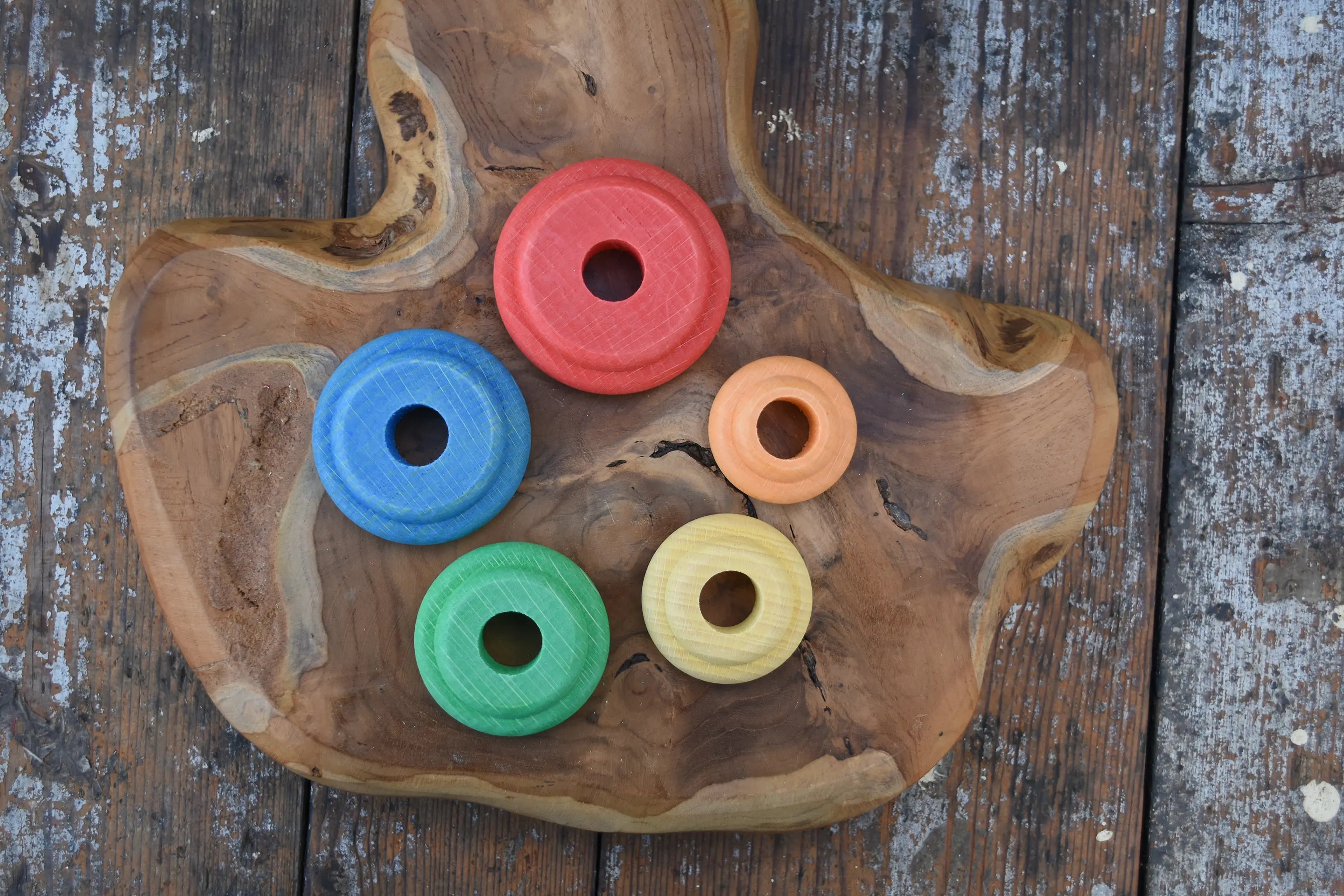 Overhead view of the Nic Classic Stacking Tower placed on a wooden board.