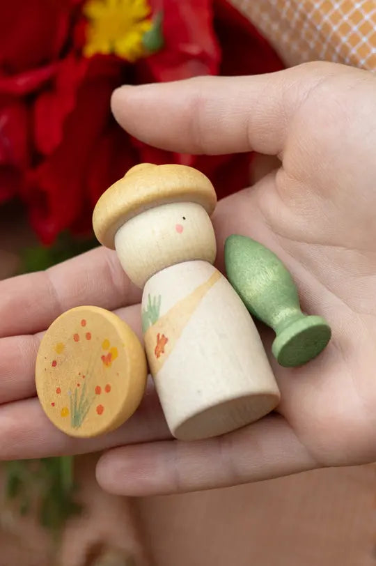 Grapat wooden peg doll toy from Lucky Lucky 4th Edition Surprise Box.