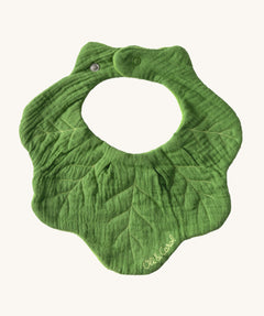Oli & Carol Kendal the kale baby bib available at Babipur. A organic cotton bib in a shape of green kale. Features a popper fastener. 