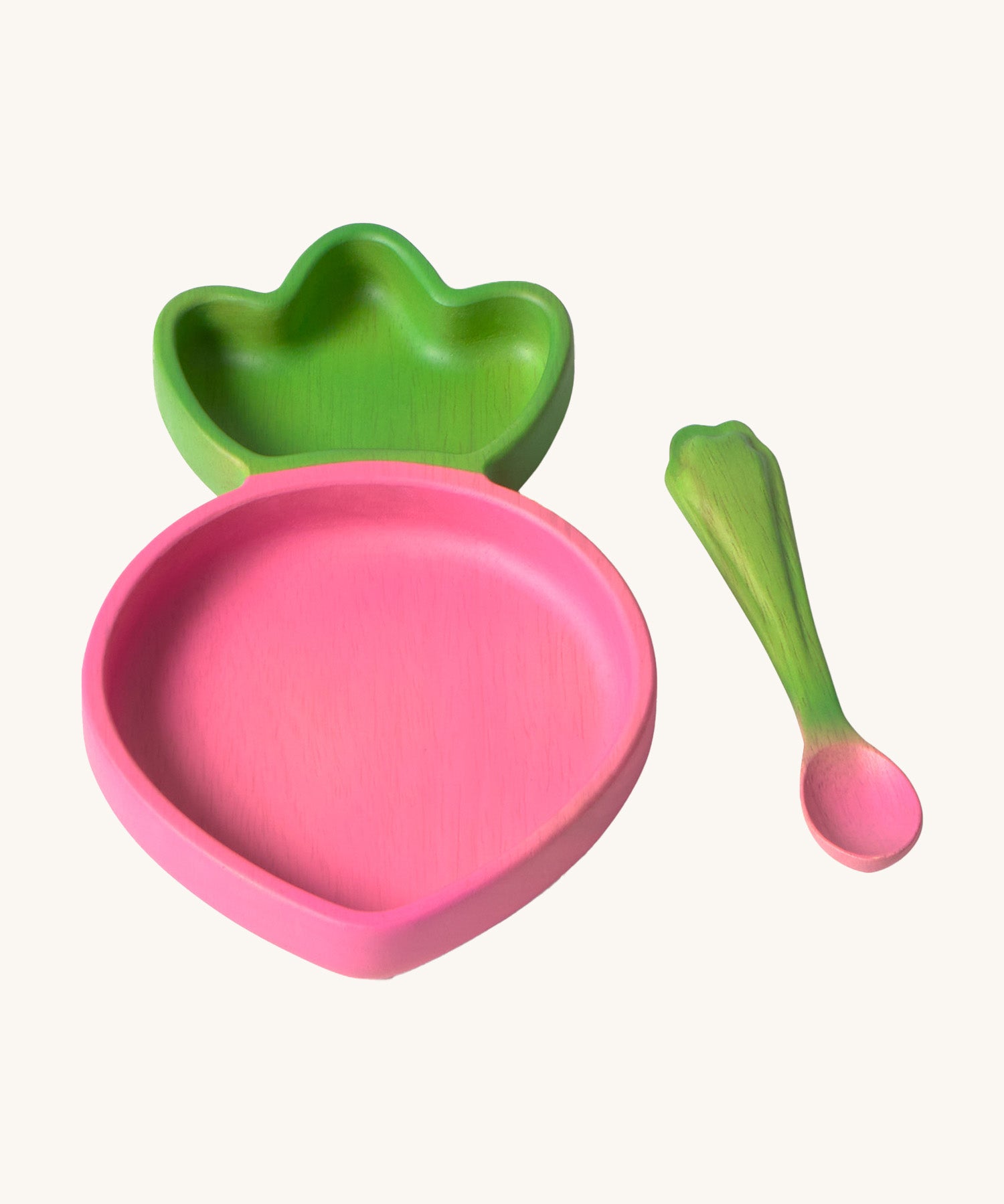 Oli & Carol Ramona the radish wooden plate and spoon set available at Babipur. 
