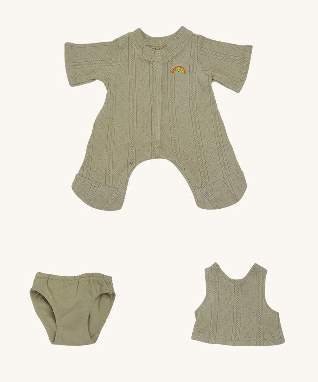 Olli Ella Dinkum Doll pointelle pyjama set in sage colour, available at Babipur. This set includes a onesie, a vest and underwear. This set can be used on a Olli Ella dinkum doll.