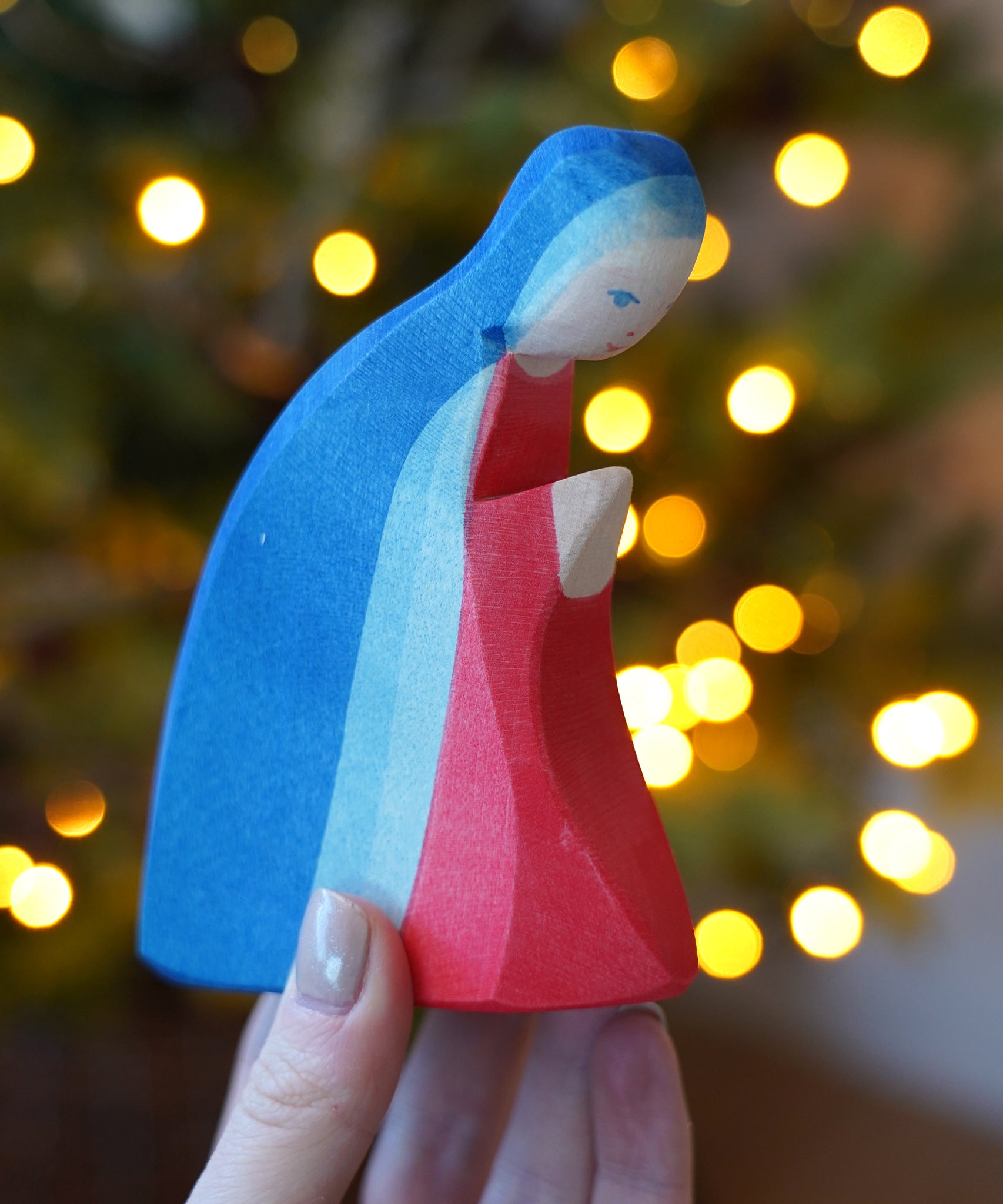 Ostheimer wooden Mary Toy - nativity figure or Christmas decoration - buy now at Babipur.