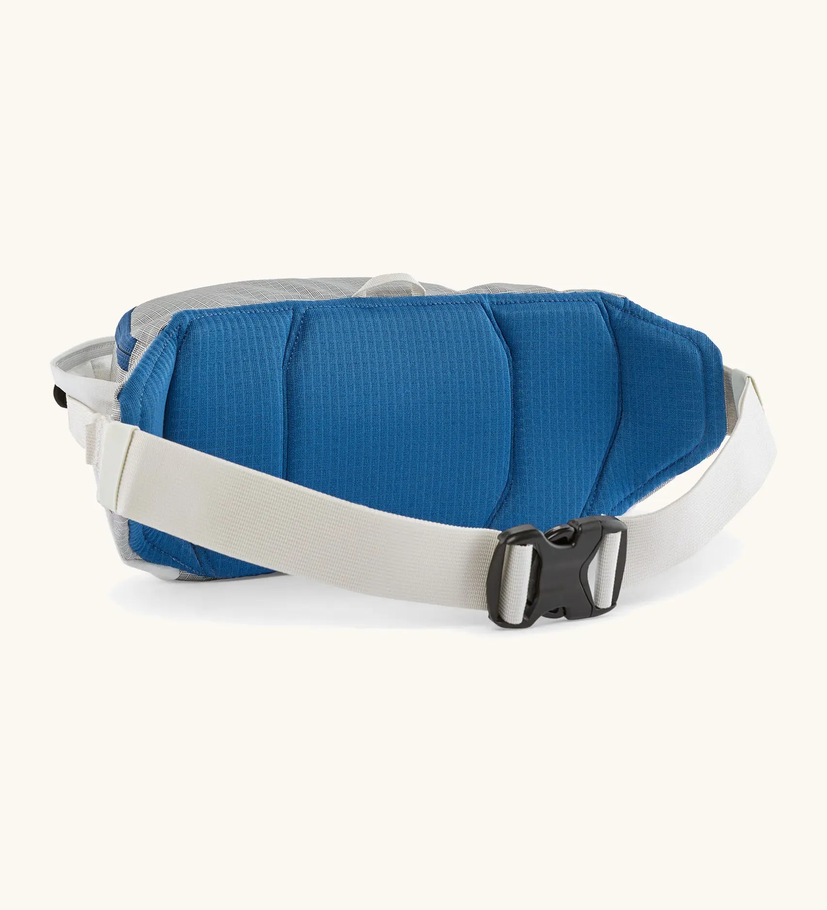 Patagonia 100% recycled nylon black hole waist 5L pack in light grey showing blue padded back panel and quick release buckle