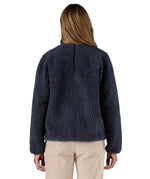 The back of the Patagonia classic retro x women's jacket in sunken blue available at Babipur. 