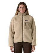 Patagonia classic retro x women's jacket in natural available at Babipur. A thick  warm teddy style fleece in a beige colour. Features a turn up collar, full length zip, 2 side pockets and a easy access chest pocket. 