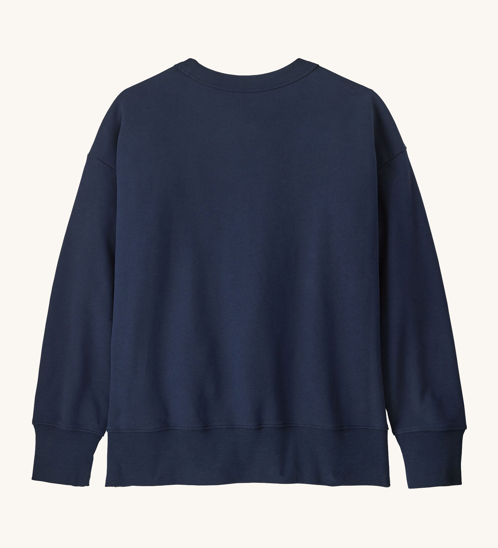 The back of the Patagonia Kids Crew Sweatshirt with a Fitz Roy Foliage design graphic New Navy colour way available at Babipur.
