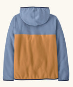 Back of Patagonia kid's microdini snap-t hooded jacket. A two tone blue block colour showing light blue sleeves, orange body