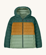 Patagonia Kids Reversible Down Hoody in ellwood green colourway available at Babipur. A long sleeve jacket in green and dark yellow featuring a full length zip and a grey-green colour on the reverse