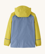 The back of the  Patagonia Little Kids Torrentshell 3L Waterproof Jacket in nearly green available at Babipur. A waterproof jacket in a yellow/grey and grey colourblock design showing the reflective strip on the cuffs