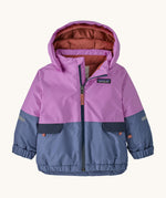 Patagonia little kids snow pile jacket in brisk purple available at Babipur. A 100% recycled polyester thick winter hooded jacket in bright purple and pale blue. Features a full length zip, side pocket and elasticated cuffs.