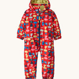 Patagonia little kids snow pile one piece in forest being/sizzle red available at Babipur. A 100% recycled polyester thick all in one suit in red with retro geometric shapes. Features elasticated cuffs and band for a secure fit