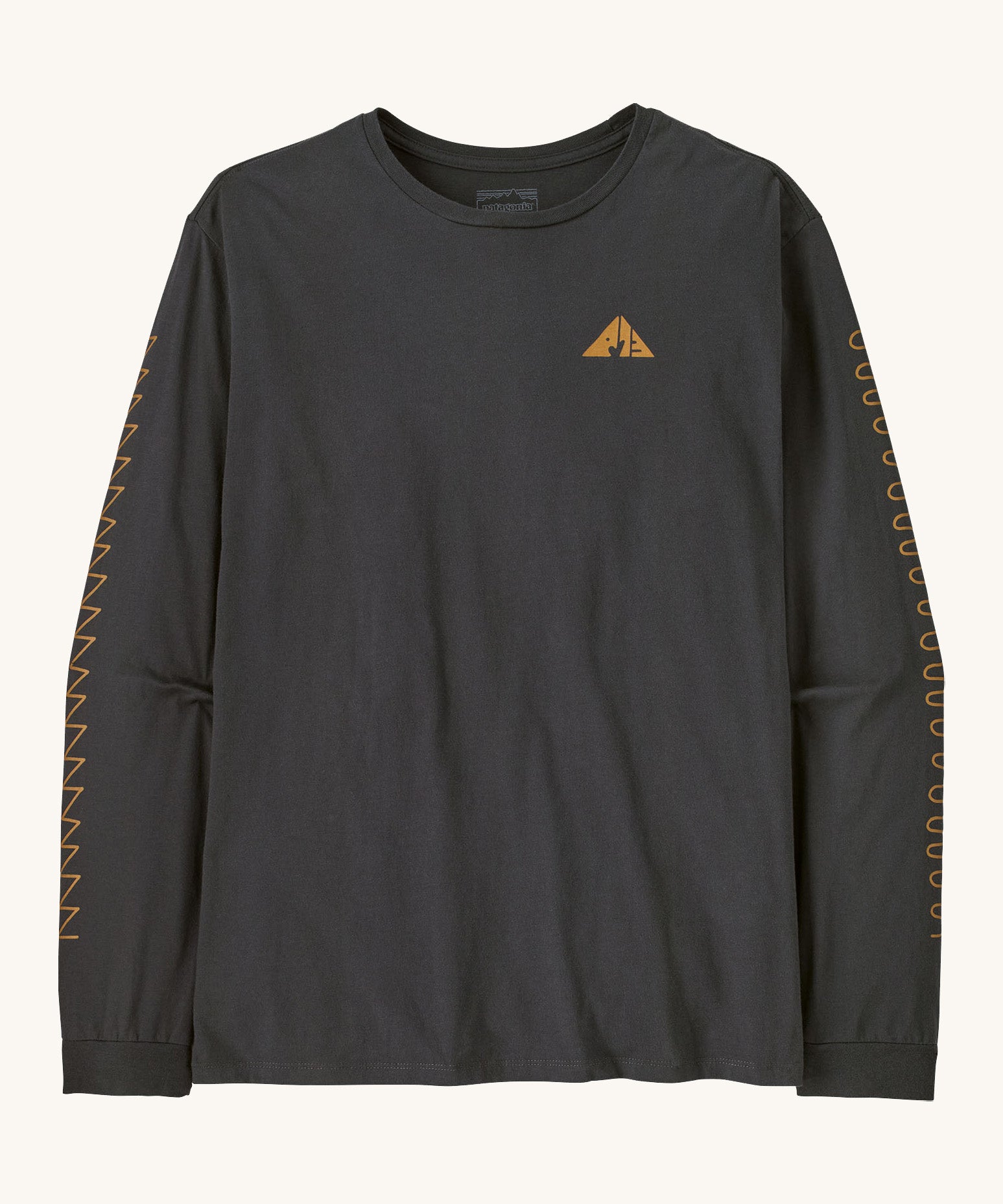 Patagonia men's driftways organic t-shirt. A long sleeve top in black available at Babipur. Features a triangular brand graphic on the chest.