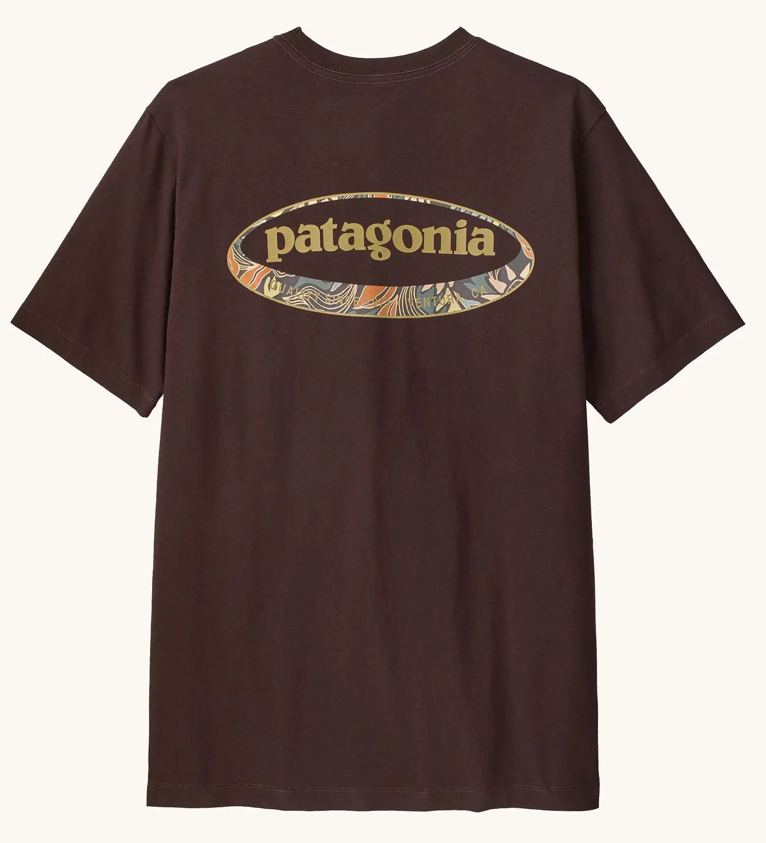 Patagonia men's 95 oval logo short sleeve t-shirt in den brown. Shows large oval brand patch on upper back