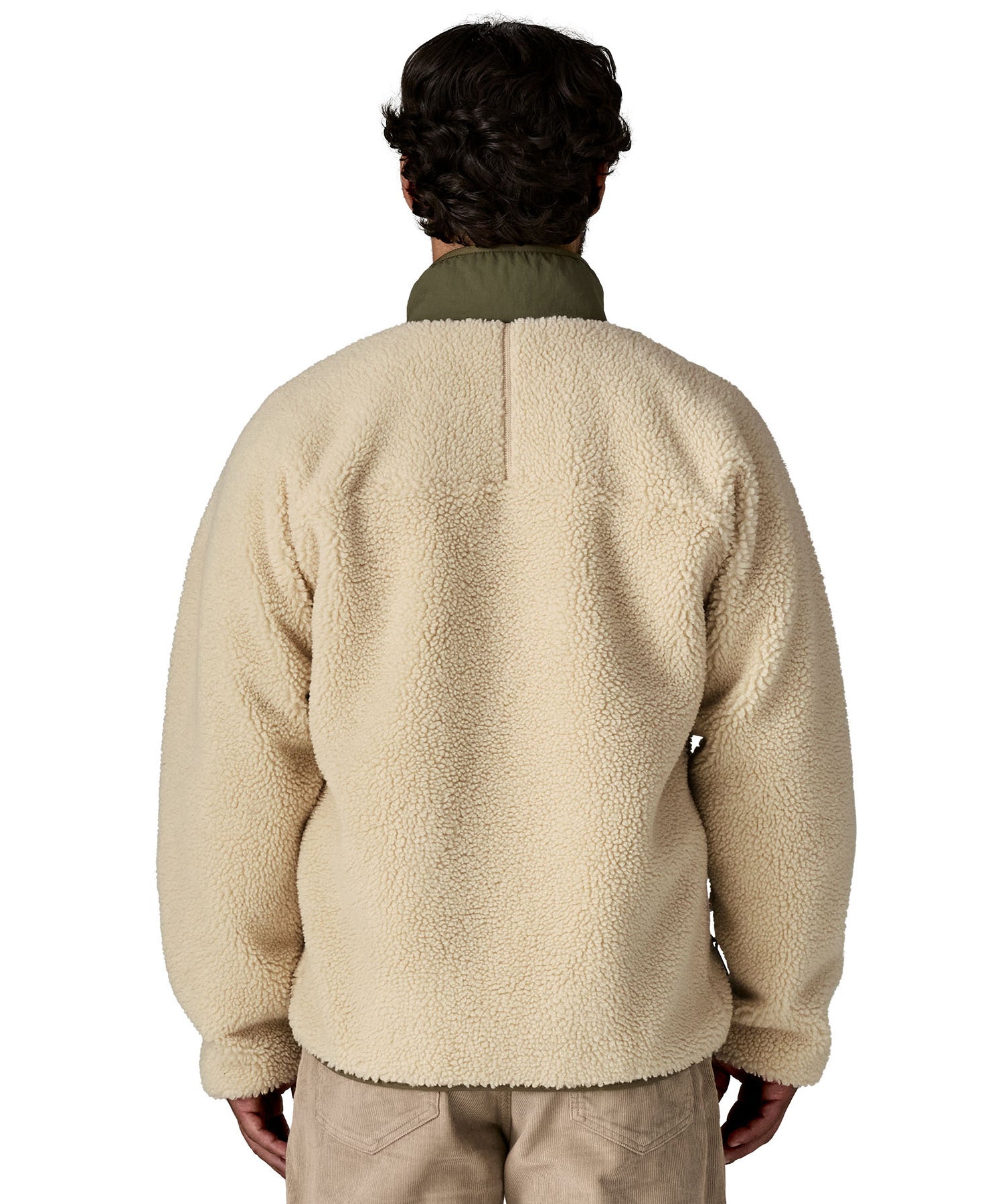 The back of the Patagonia classic retro x jacket in natural/green available at Babipur. 