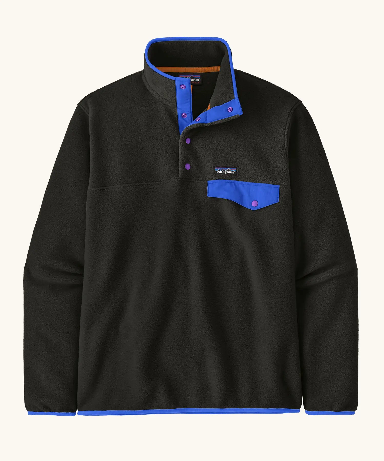 Patagonia mens lightweight synchilla snap t fleece pullover in black with blue trim Features 1/4 length popper fasteners and a chest pocket
