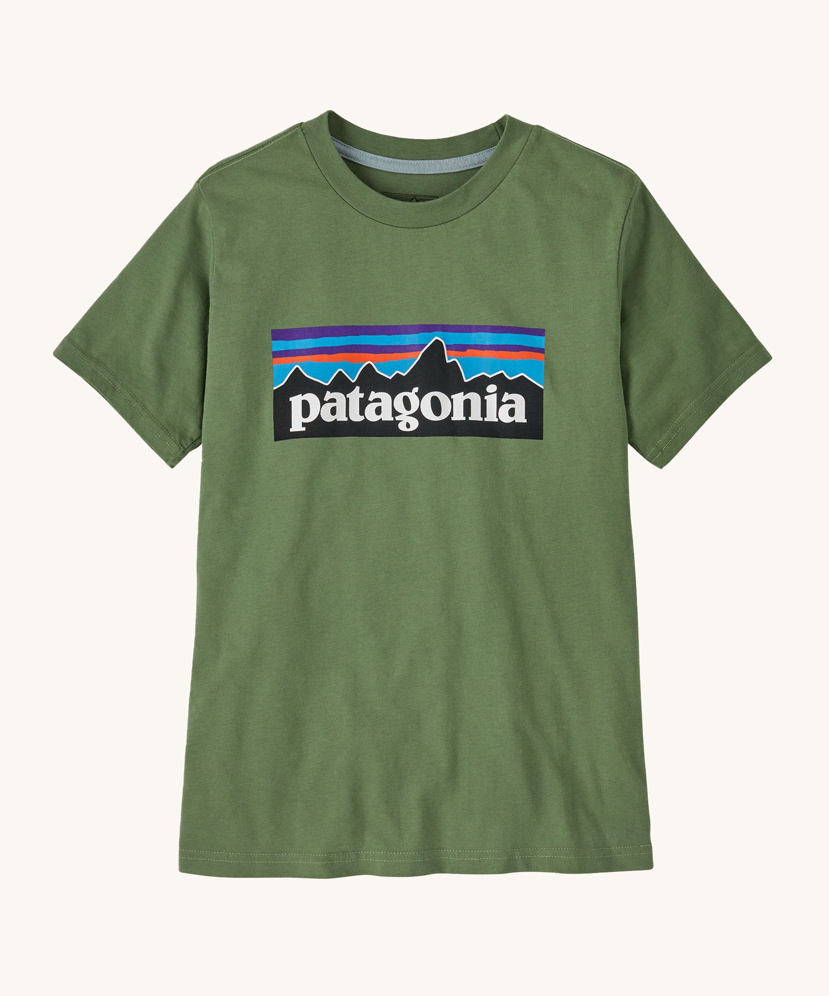 Patagonia KidsT-Shirt - Green. An army green, organic cotton t-shirt with the Patagonia mountain range logo on the front