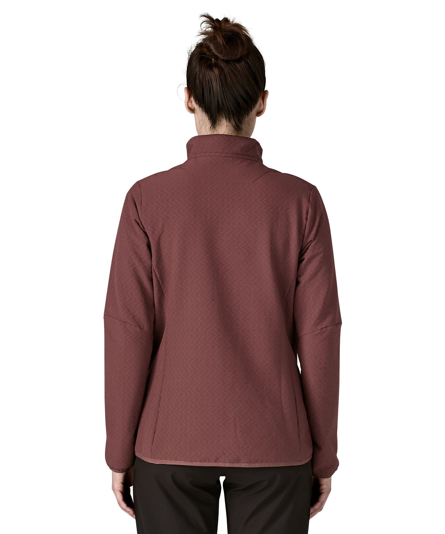 The back of the Patagonia R2 crossstrata jacket in dark ruby available at Babipur. A technical jacket in dark red 