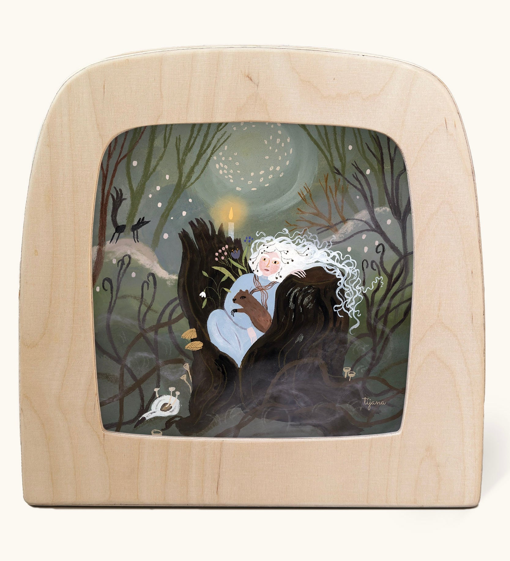 Toverlux Magic Lamp Silhouette Illustration Forest Nymph by Tijana Draws. The artwork features female nature spirit in a trunk of a tree with a forest animal. We have a range of Toverlux silhouettes, lamps and accessories available at Babipur.