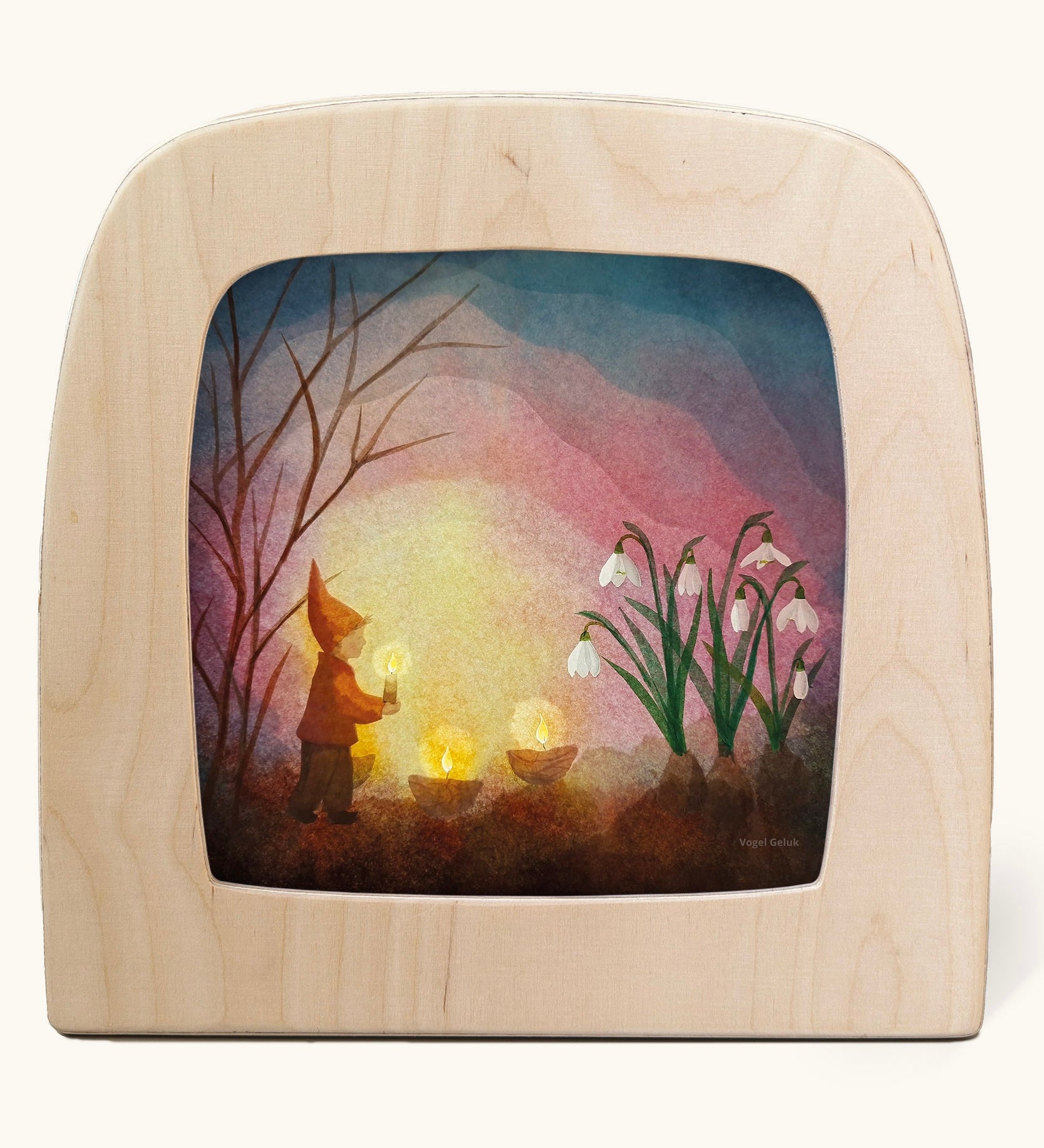 Toverlux magic lamp with a kinding spring snowdrop gnome silhouette by artist Vogel Geluk. A watercolour style illustration of a gnome carrying a lit candle walking towards a bunch of snowdrops. A range of Toverlux silhouettes, lamps and accessories are available at Babipur. 