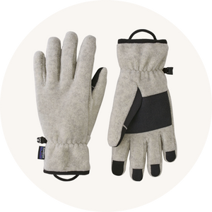 Patagonia  Synchilla® Gloves - Oatmeal Heather to represent women's scarves, gloves and accessories at Babipur.