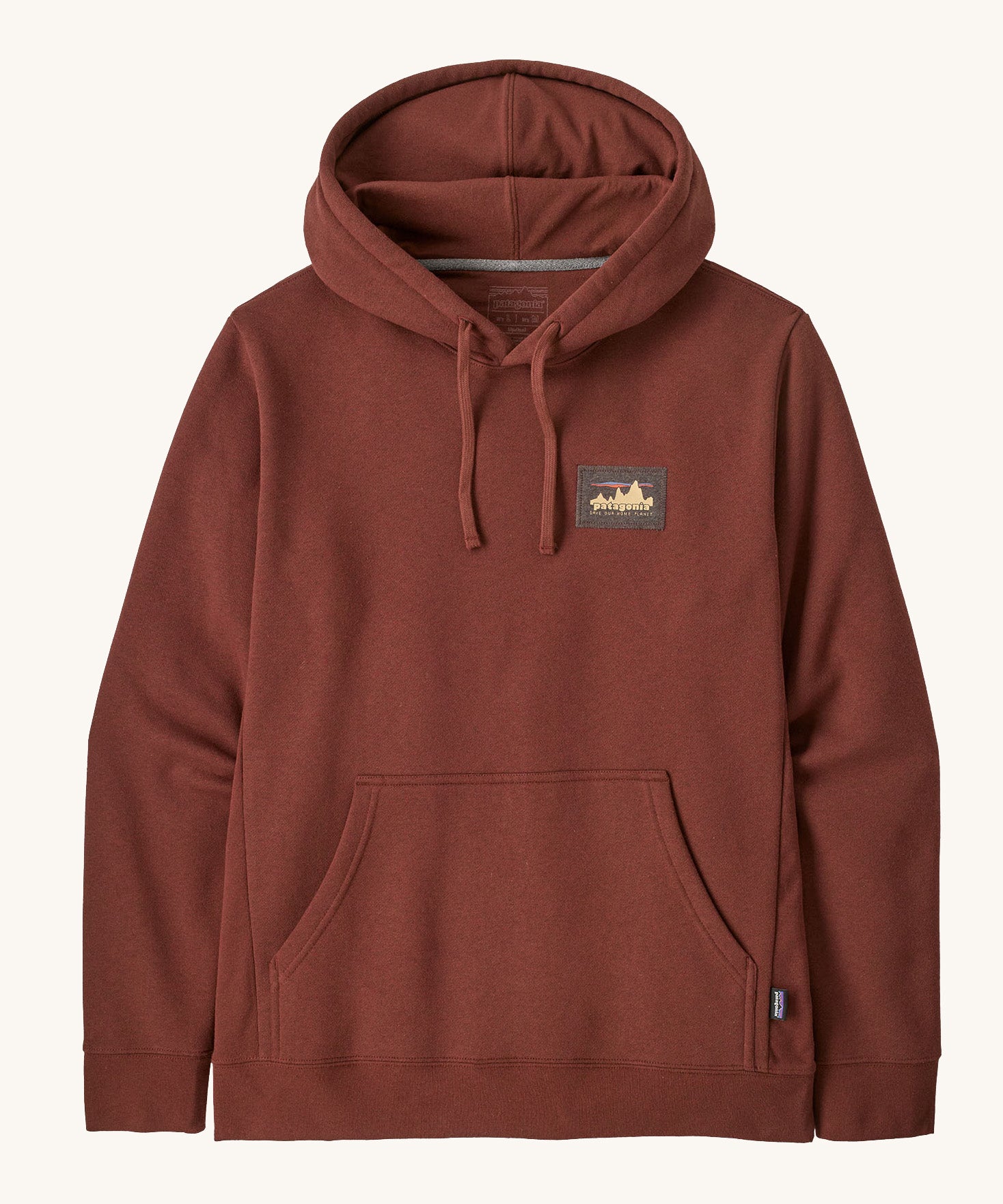 Patagonia Fitz Roy uprisal adult hoody. A burnt red coloured hoodie which features a adjustable drawstring on the hood and a pouch pocket on the front. Also features a brand patch l on the left chest