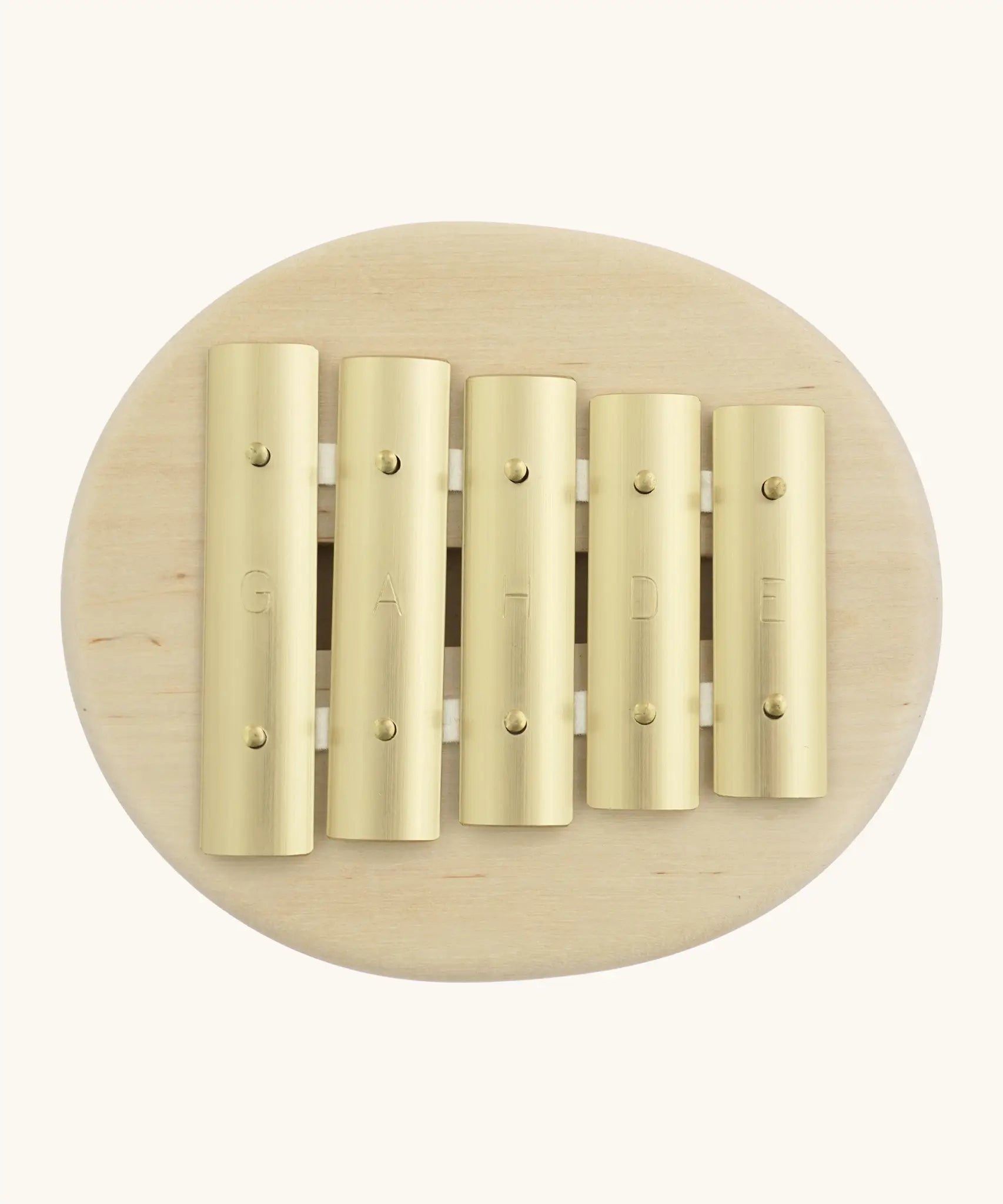 Brass keys from the pentatonic showing G, A, H, D, E notes on the Auris junior glockenspiel.