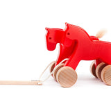 Chevaux de saut rouges Bajo