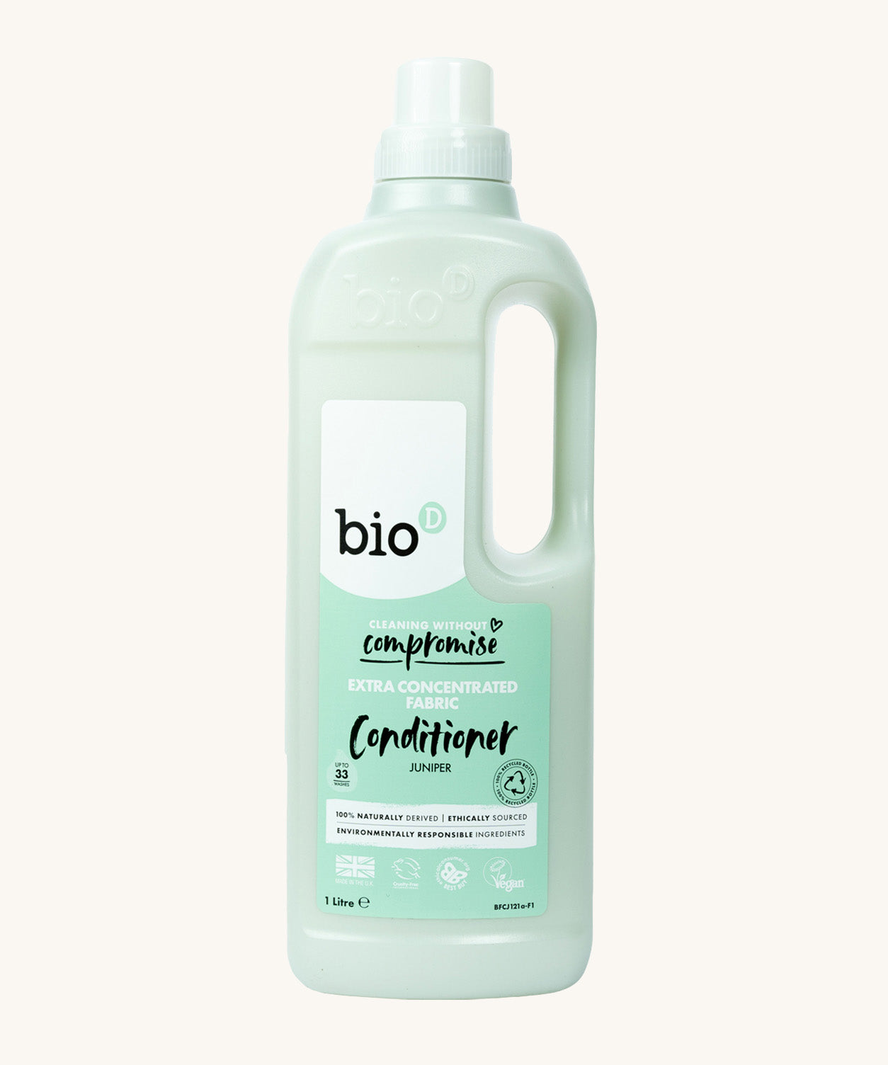 A 1L bottle of Bio-D fresh juniper fabric conditioner available at Babipur. Features a cap for easy pouring and a handle for carrying.