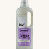 A 1L bottle of Bio-D lavender fabric conditioner available at Babipur. Features a cap for easy pouring and a handle for carrying.
