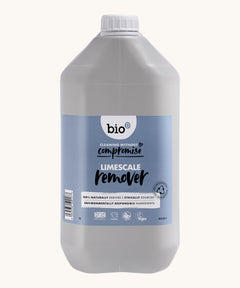 A 5L bottle of Bio-D limescale remover, available at Babipur. This bottle comes with a handle for easy carrying