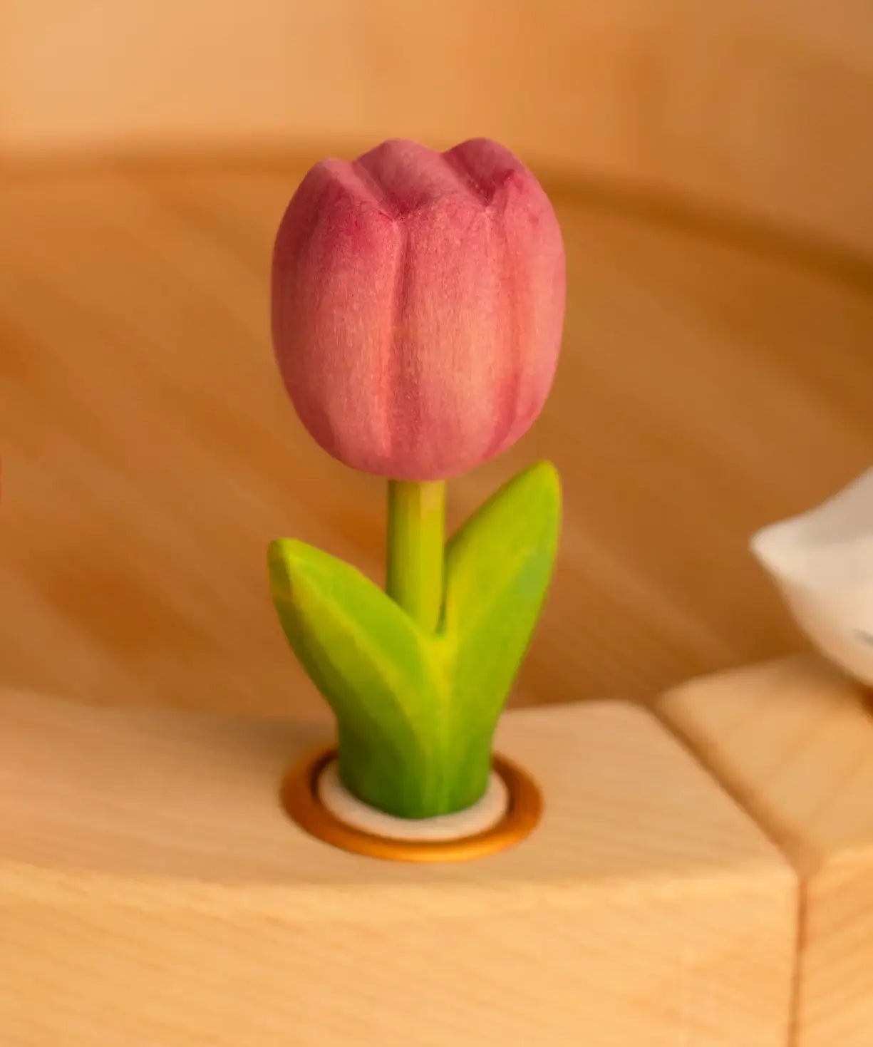 Bumbu wooden pink tulip decorative figure standing in a celebration ring