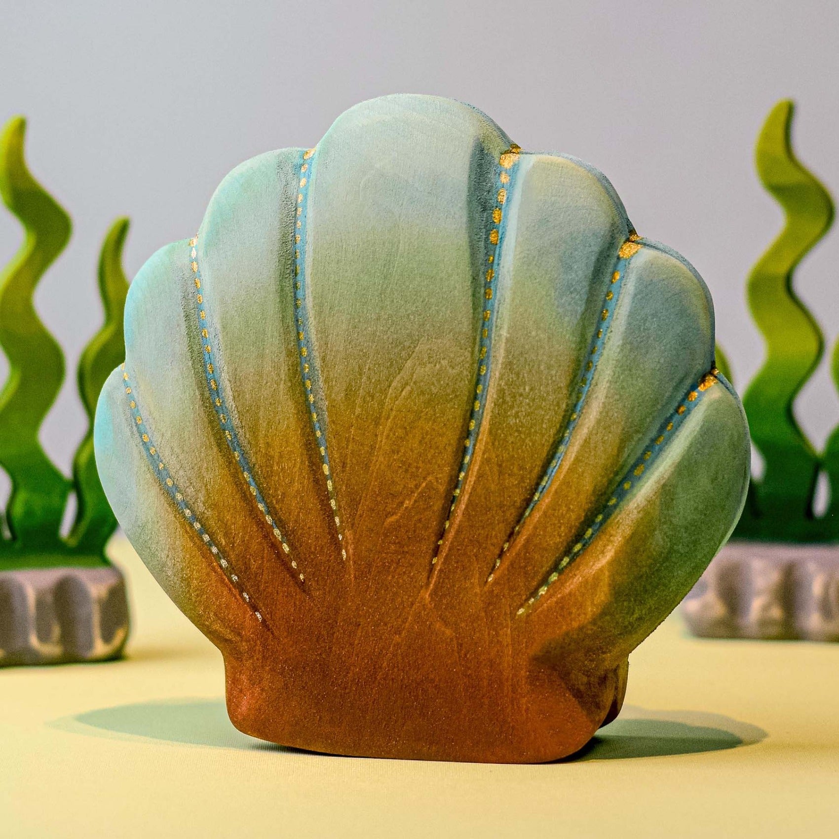 Bumbu Handmade Wooden Clam Shell With Pearl Toy – Babipur