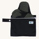 Earthwise starter kit includes 4 reusable period pads and a coordinating mini wet bag purse in Black.
