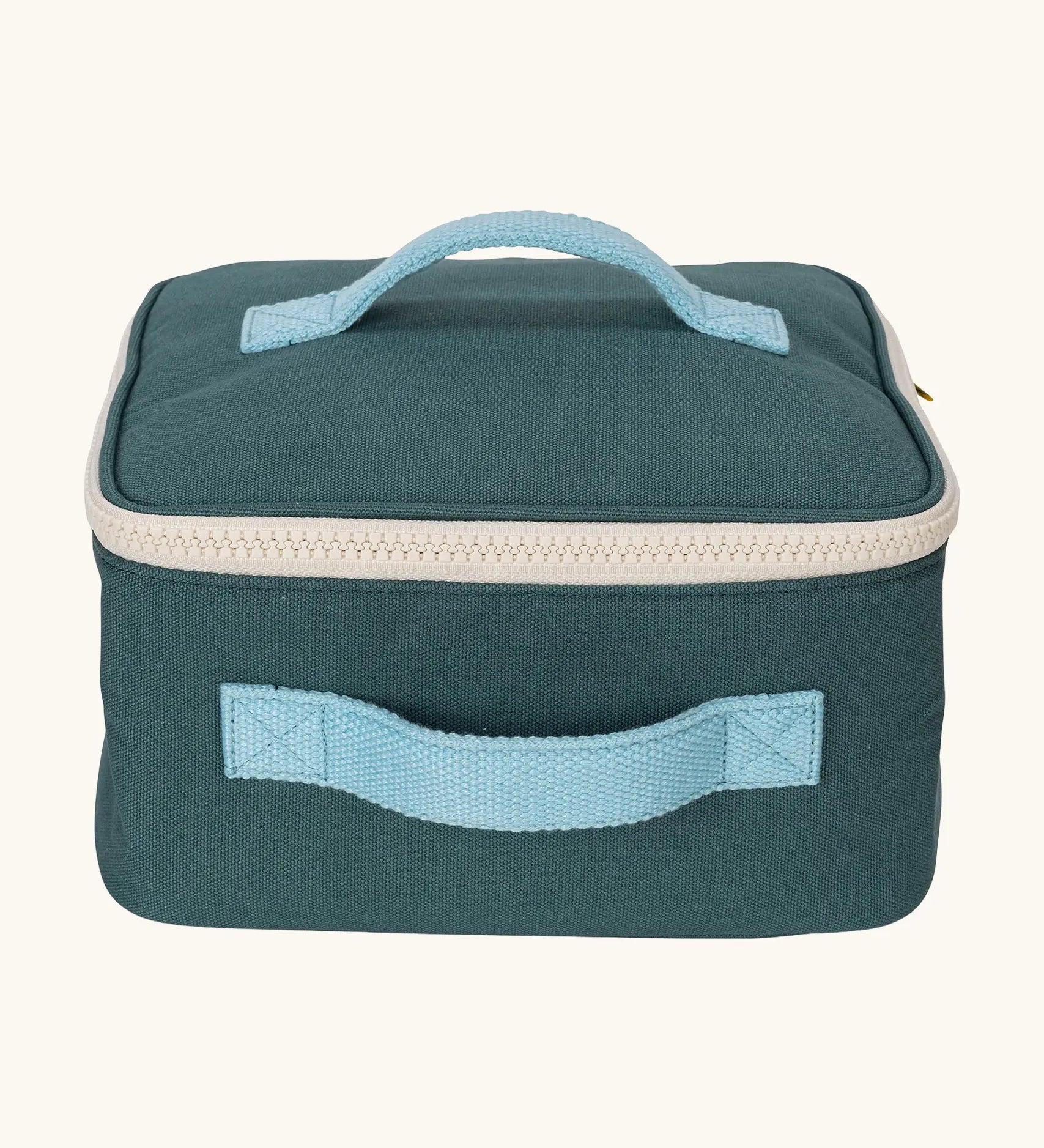 Fluf GOTS organic cotton square lunch bag in a cypress with a white zip detail. Features a light blue carry handle on the top and side.