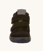 The front of the Froddo Barefoot TEX Kids Autumn Shoes in Black. A soft ankle high shoe in black with a barefoot black rubber sole. Features two velcro straps for a secure fit.  We have a range of children's barefoot shoes available at Babipur. 