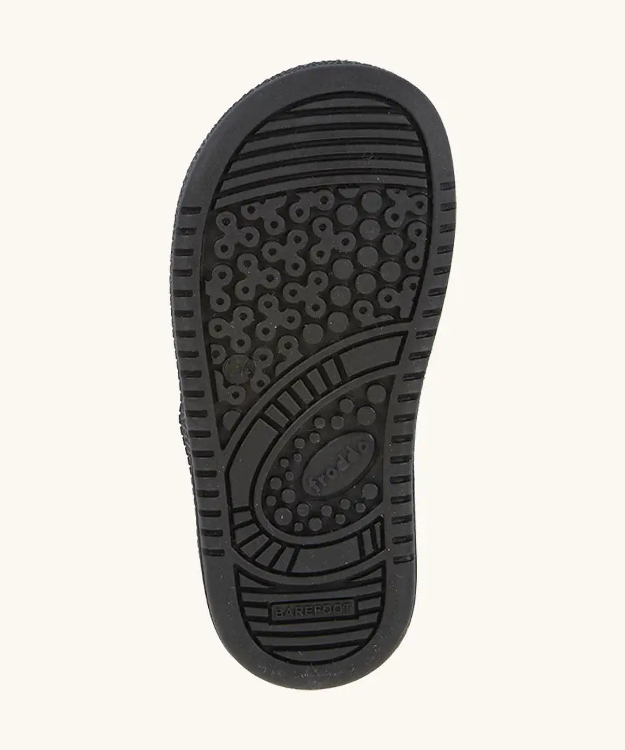 Froddo Barefoot Loop Sole of black leather school shoes, ergonomically designed with thinner rubber and wider toe box. 