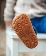 Tread detail on the brown natural rubber flexible sole for Froddo kids barefoot shoes