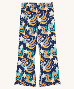 Frugi Magic Skies Organic Cotton Cosy Flared Leggings. These warm cotton leggings are lined with a Brushback Fleece surface inside. These leggings are part of a wide range of organic cotton clothing for children available here at Babipur. 
