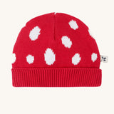 Frugi kids noa knitted hat in red mushroom available at Babipur. A 100% organic cotton soft knitted hat in bright red with white sports with a ribbed turned up brim.
