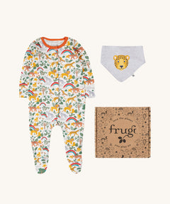 Frugi Into The Wild Organic Cotton Babygrow Gift Set. The set comes with a white babygrow covered with the into the wild all over print and a grey bandana style bib with an applique of a cheetahs face on it.
This gift set is a part of a wide range of organic cotton clothing for children available here at Babipur. 