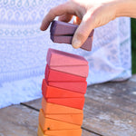 The segments from the Glückskäfer Yellow Sunray Arch being stacked up. 