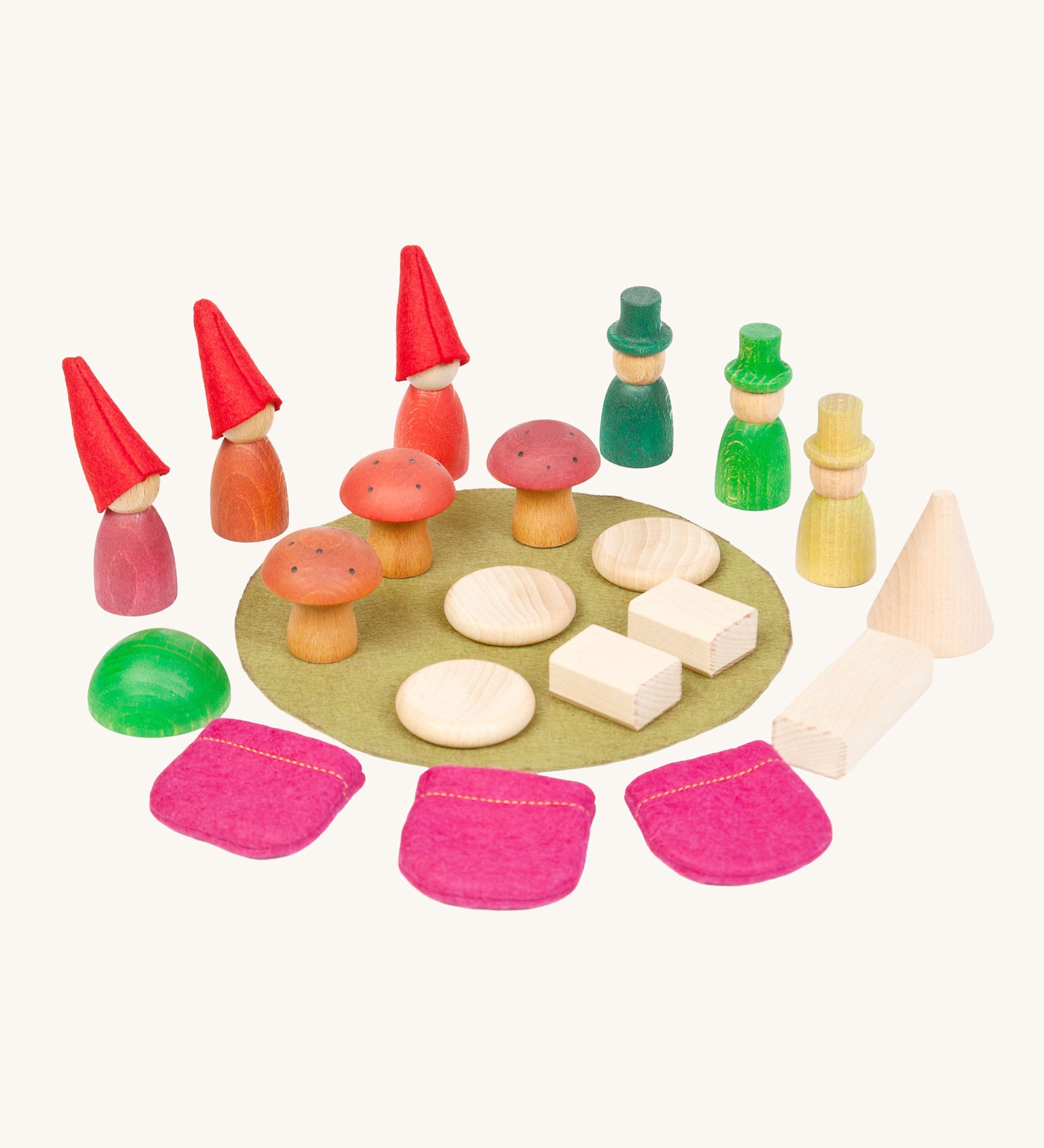 Grapat Nins® Of The Forest Peg Doll Play Set. These wooden toys are part of a wide range of open ended toys available at Babipur.  