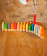 Grapat 18 Palos Stick Men Wooden Peg Dolls. These wooden toys are part of a wide range of open ended toys available at Babipur.  