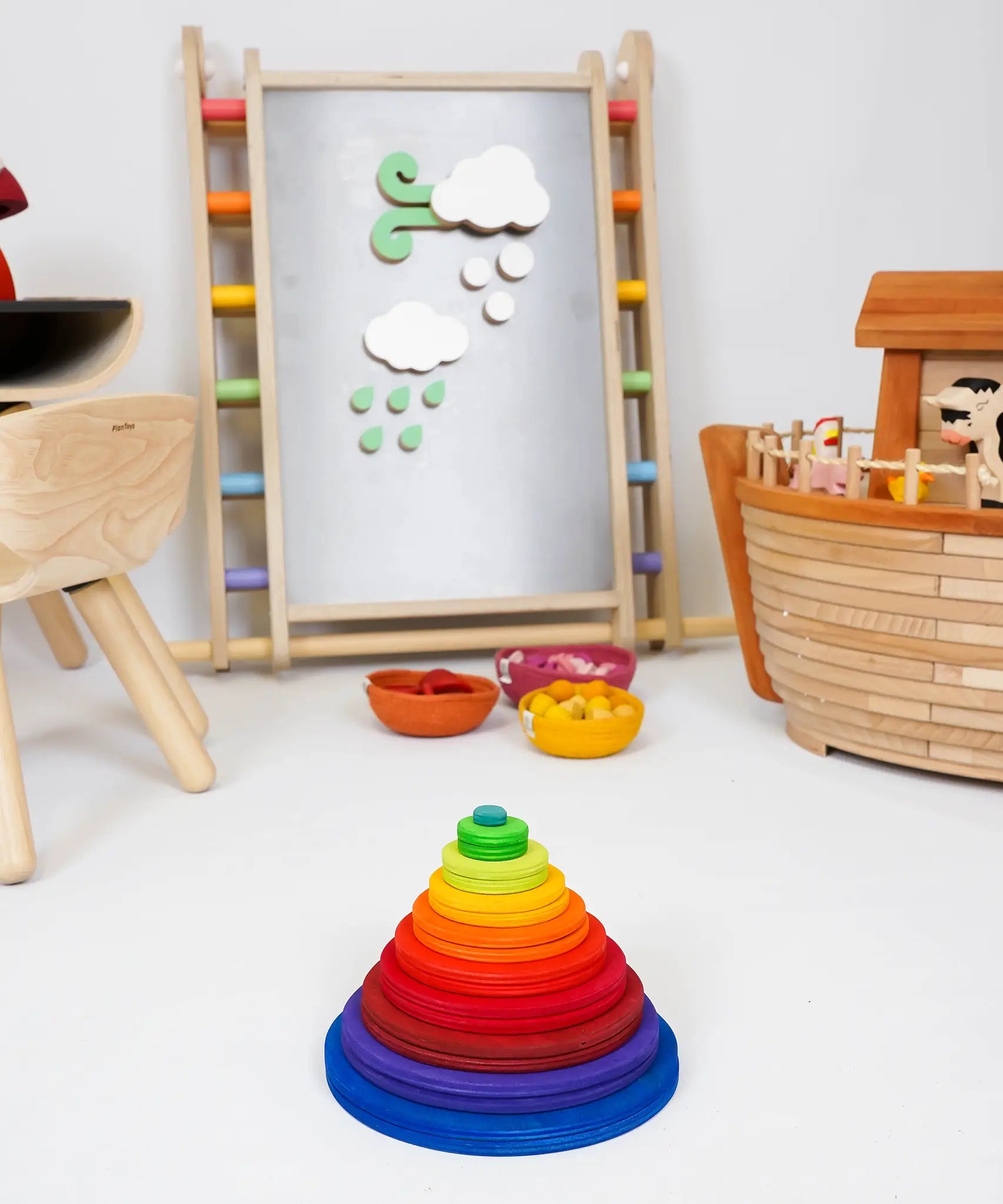 A simple stack using the rings and disks from Grimms concentric set in the counting by colour palette 