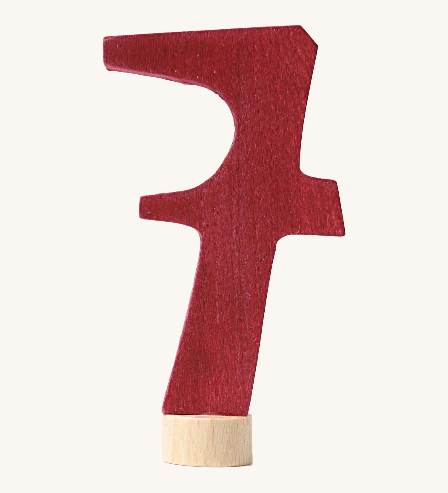 Grimms maroon wooden number 7 decorative figure for a celebration ring available at Babipur.