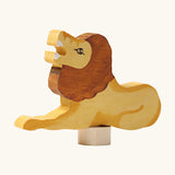 Front of Grimm's handcrafted wooden roaring lion decorative figure showing hand painted detail