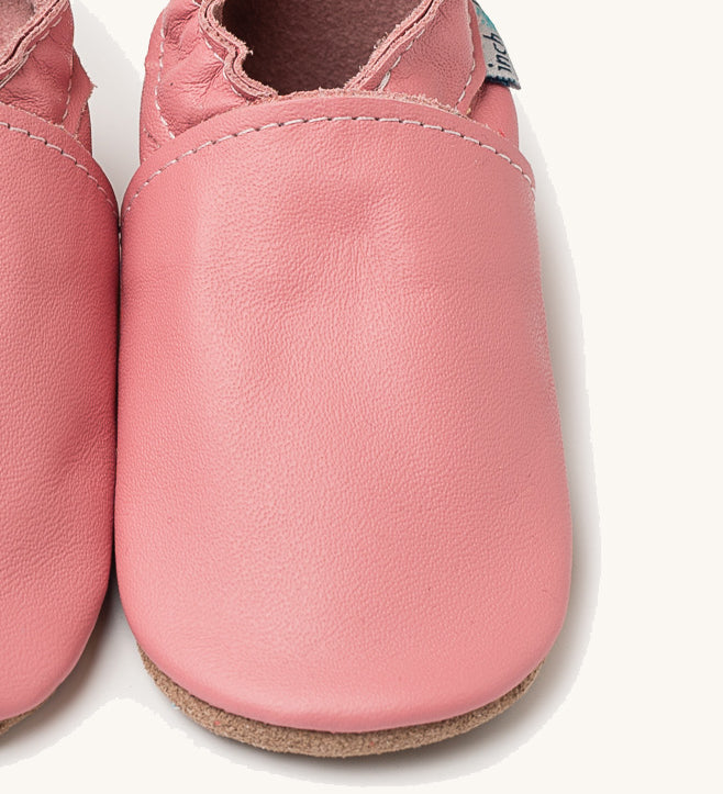 A close up of the Inch Blue plain rose shoes available at Babipur. 