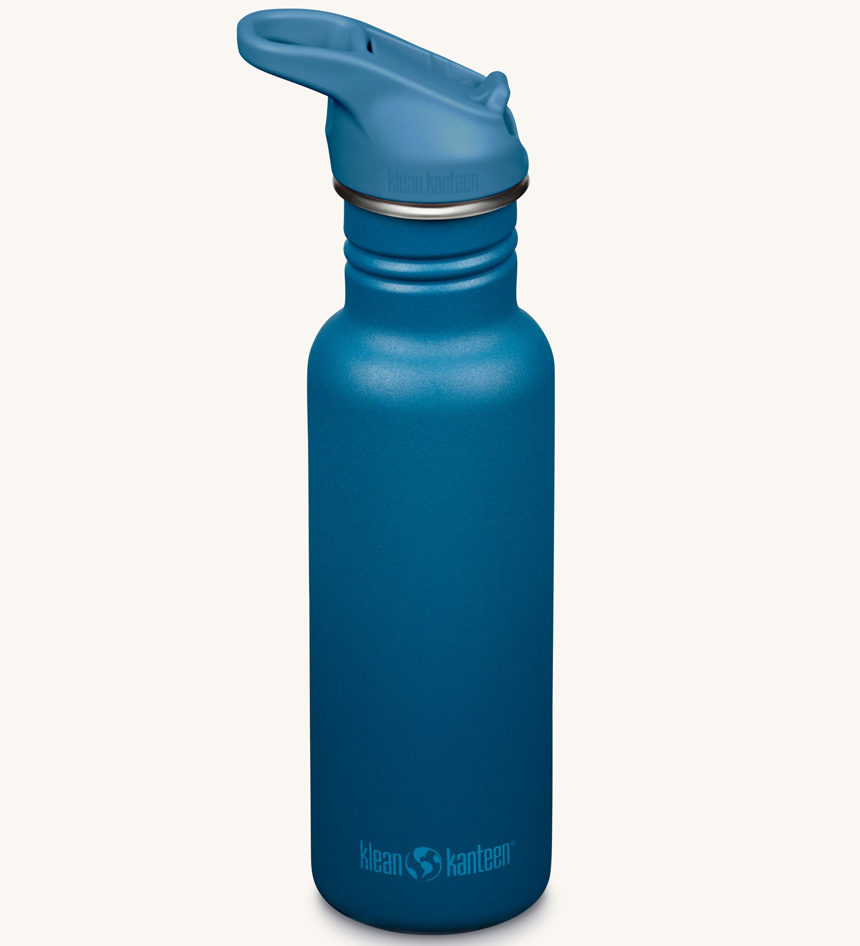 A Klean Kanteen 18oz Classic Narrow Leakproof Flip Seal Sports Cap Reusable Stainless Steel Water Bottle in a corsair blue colour. 